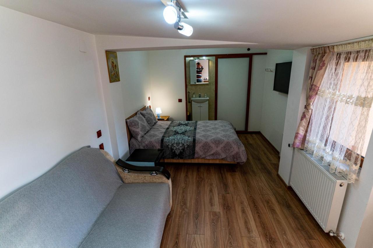 Appartement La Bebe 2 Beds à Hunedoara Extérieur photo